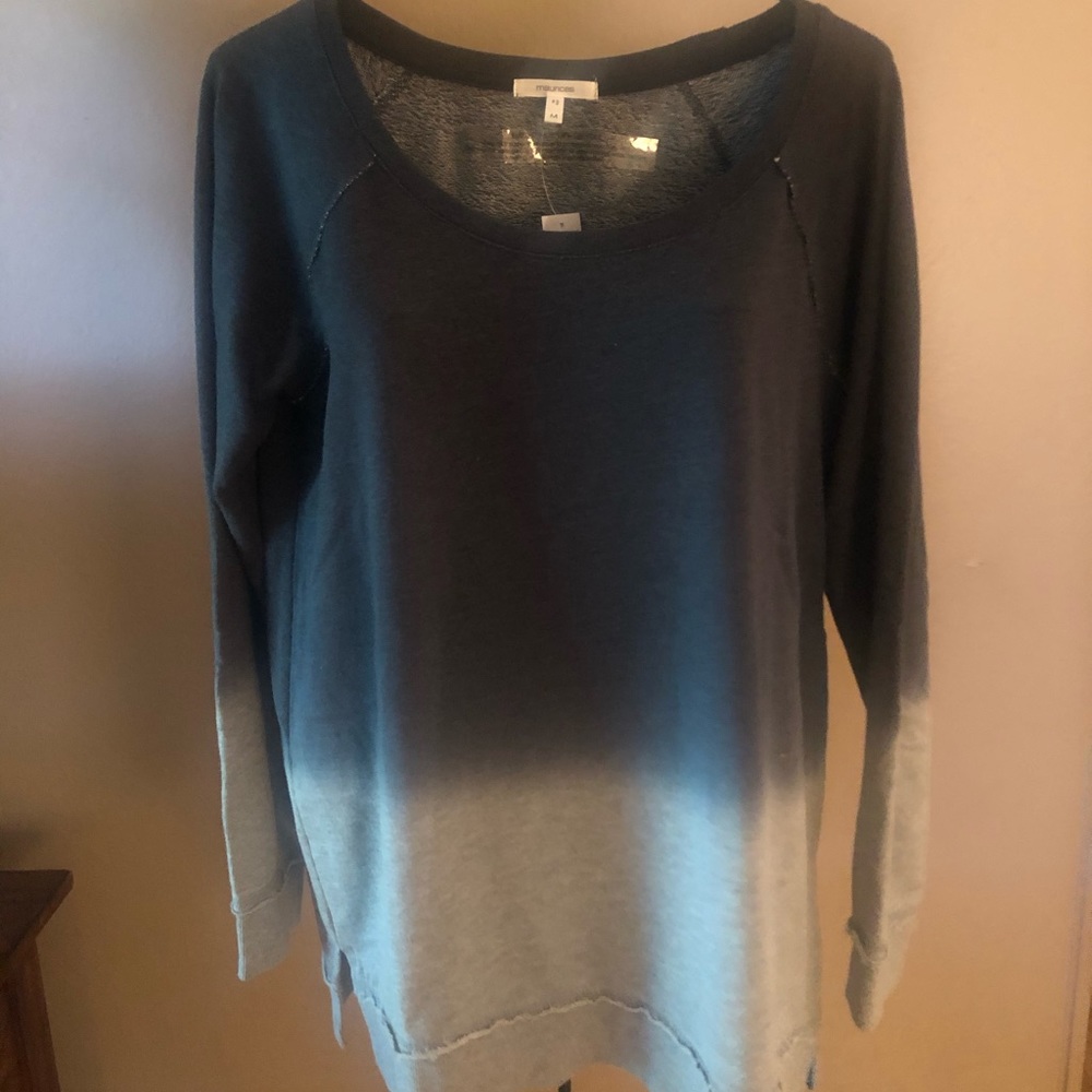 Maurices NWT Dark Gray and Light Gray Ombré Top